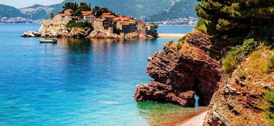 Apartments Dragisic Sveti Stefan Kültér fotó