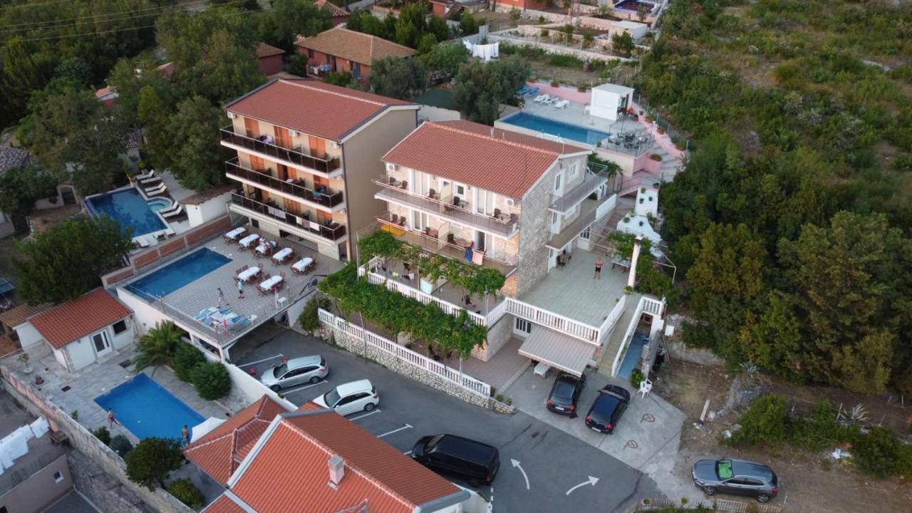 Apartments Dragisic Sveti Stefan Kültér fotó