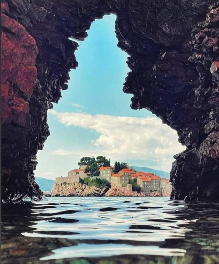 Apartments Dragisic Sveti Stefan Kültér fotó