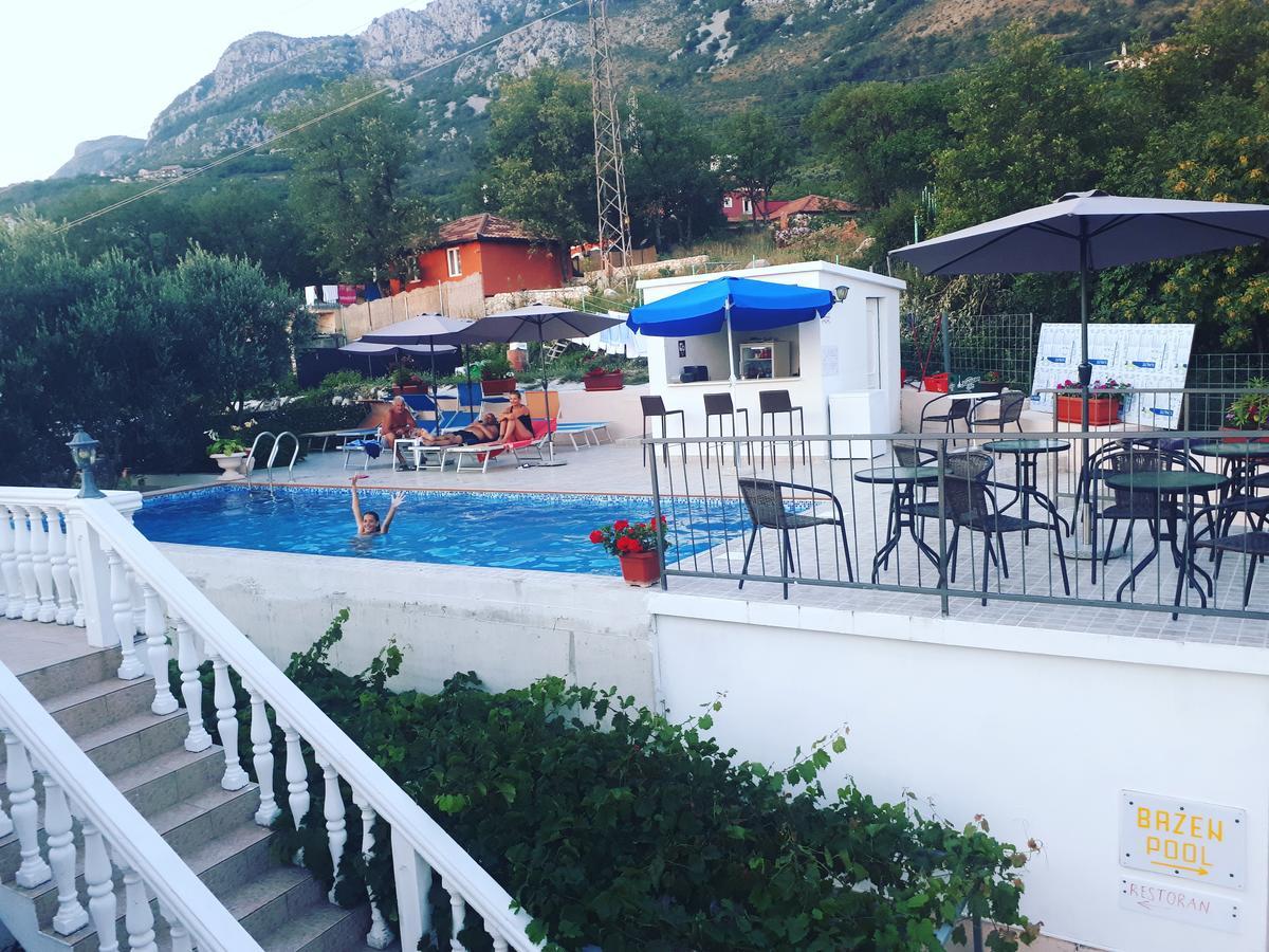 Apartments Dragisic Sveti Stefan Kültér fotó