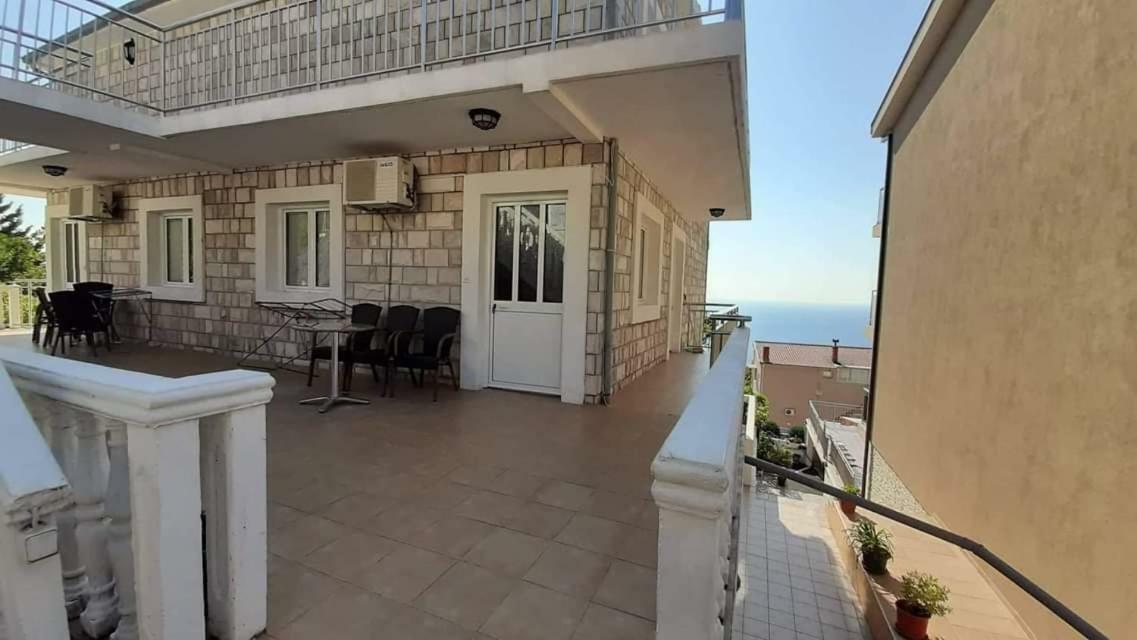 Apartments Dragisic Sveti Stefan Kültér fotó